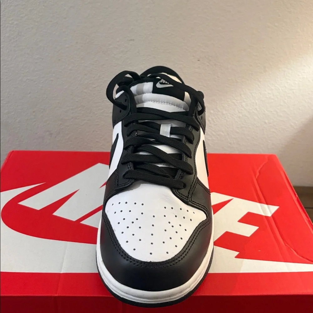 NIB [Nike] Dunk Low-Top “Pandas” Shoes Athletic Sneakers Men’s 11 / W 12.5 - Picture 9 of 15